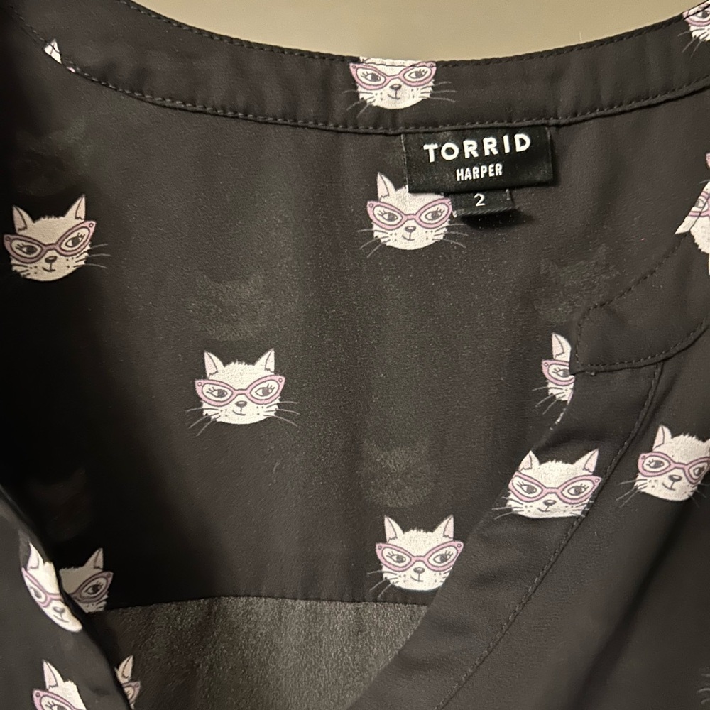 Torrid Black Blouse with Cat Print